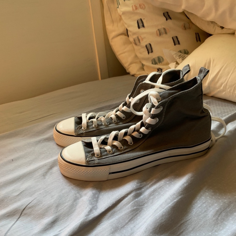 High Top Old Navy Grey Converse Sneakers